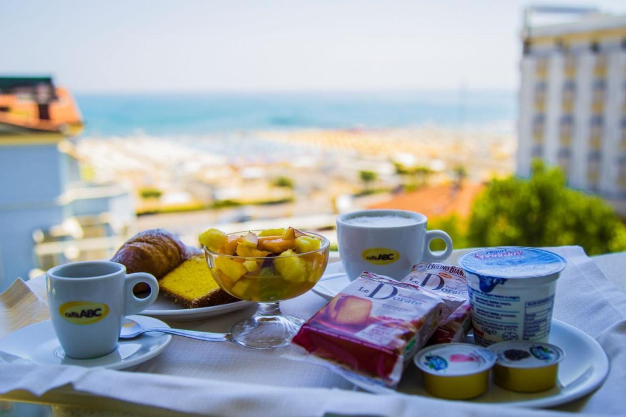 Hotel Rex Римини Екстериор снимка