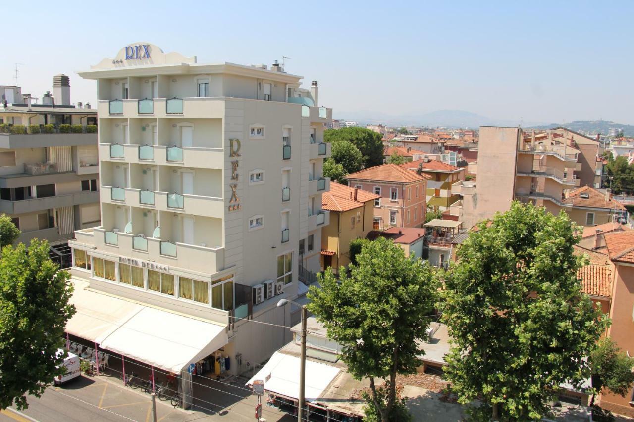 Hotel Rex Римини Екстериор снимка