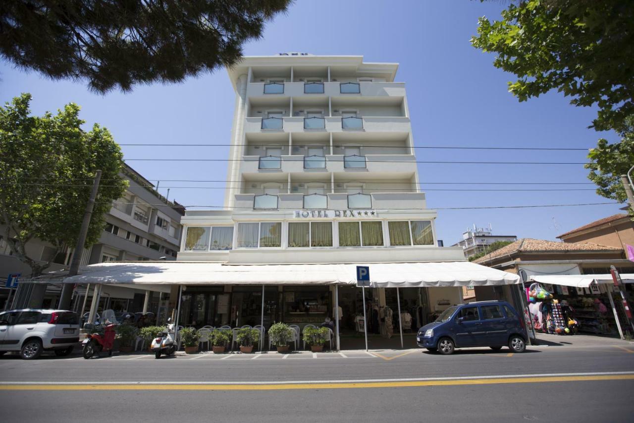 Hotel Rex Римини Екстериор снимка